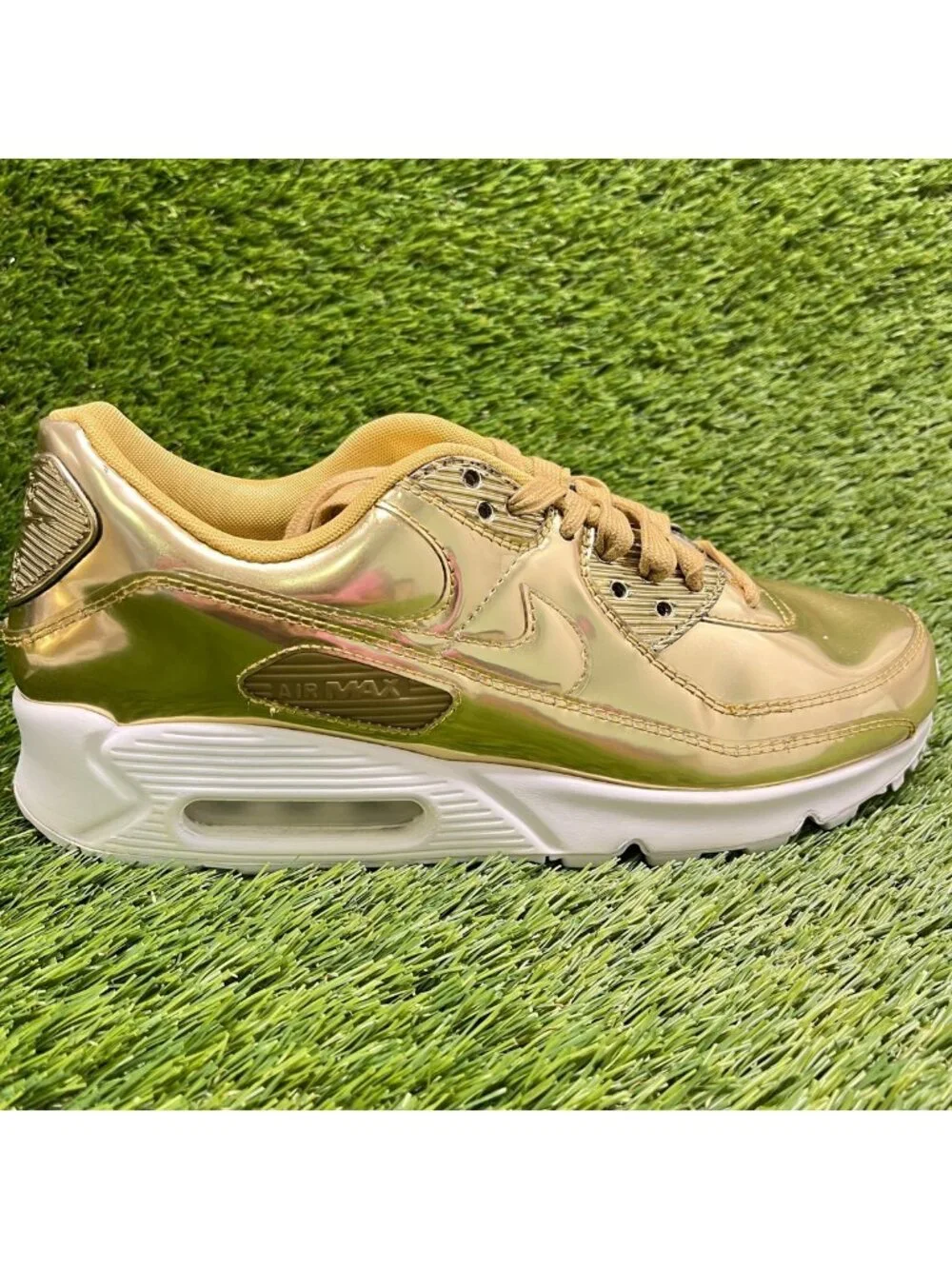 Nike Air Max 90 Womens Size 10 Metallic Gold Athletic Running Shoes Sneakers